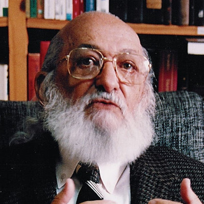 Paulo Freire