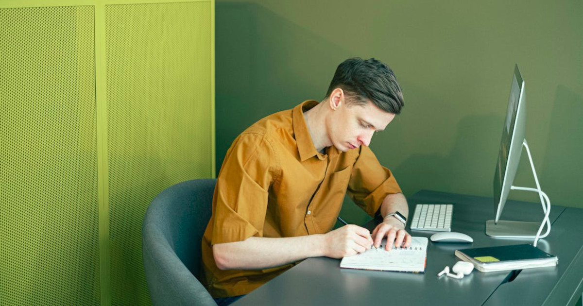 Escrever é um ato vinculado a práticas sociais